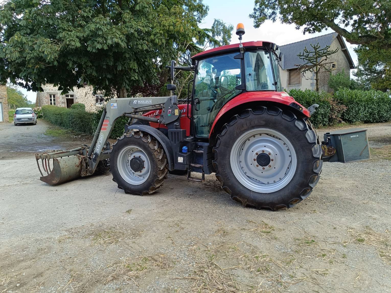 Traktor des Typs Case IH LUXXUM100, Gebrauchtmaschine in Le Horps (Bild 2)