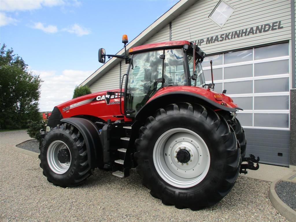 Traktor du type Case IH MAGNUM 260 CVX med frontlift, affjedret foraksel og affjedret kabine., Gebrauchtmaschine en Lintrup (Photo 3)