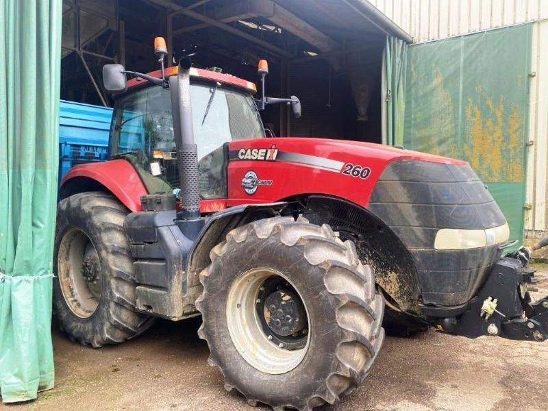 Traktor typu Case IH MAGNUM 260, Gebrauchtmaschine w SAINT-GERMAIN DU PUY (Zdjęcie 2)