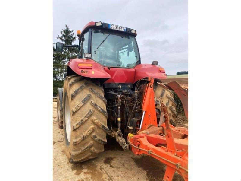 Traktor del tipo Case IH MAGNUM 260, Gebrauchtmaschine en SAINT-GERMAIN DU PUY (Imagen 3)