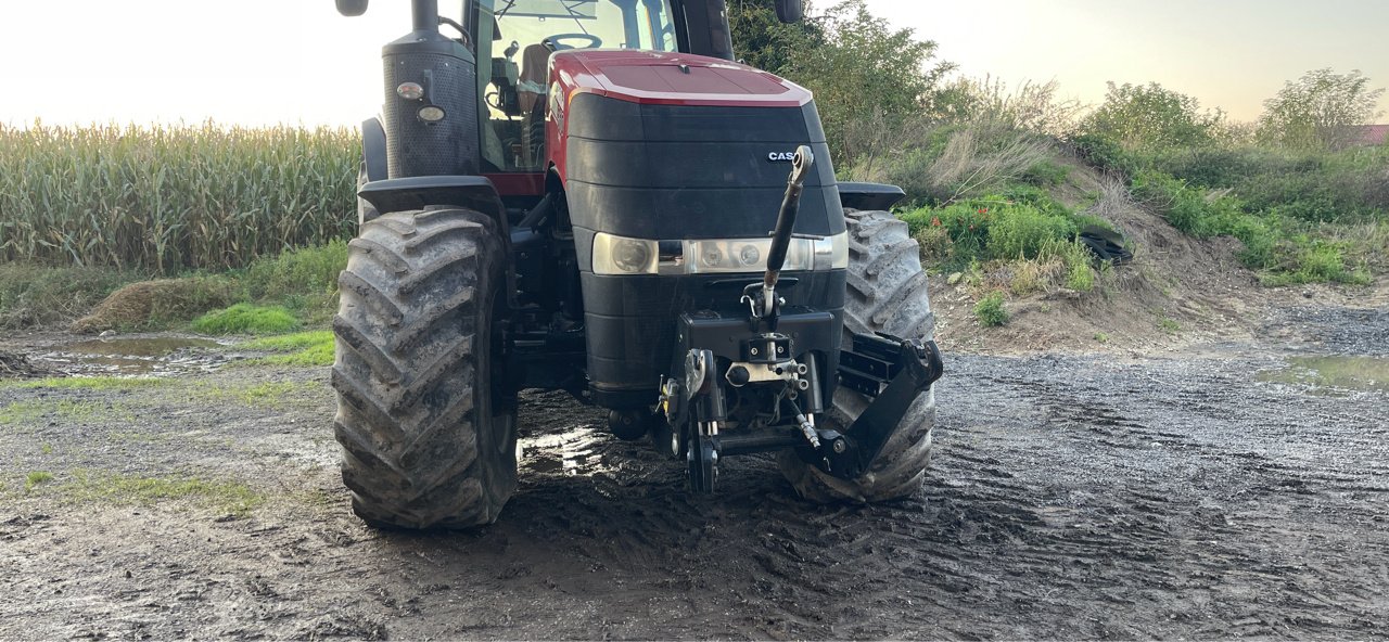 Traktor of the type Case IH MAGNUM 310 CVX, Gebrauchtmaschine in Marolles (Picture 8)