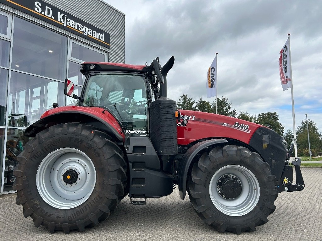 Traktor of the type Case IH Magnum 340 CVX, Gebrauchtmaschine in Vrå, Frejlev, Hornslet & Ringsted (Picture 3)