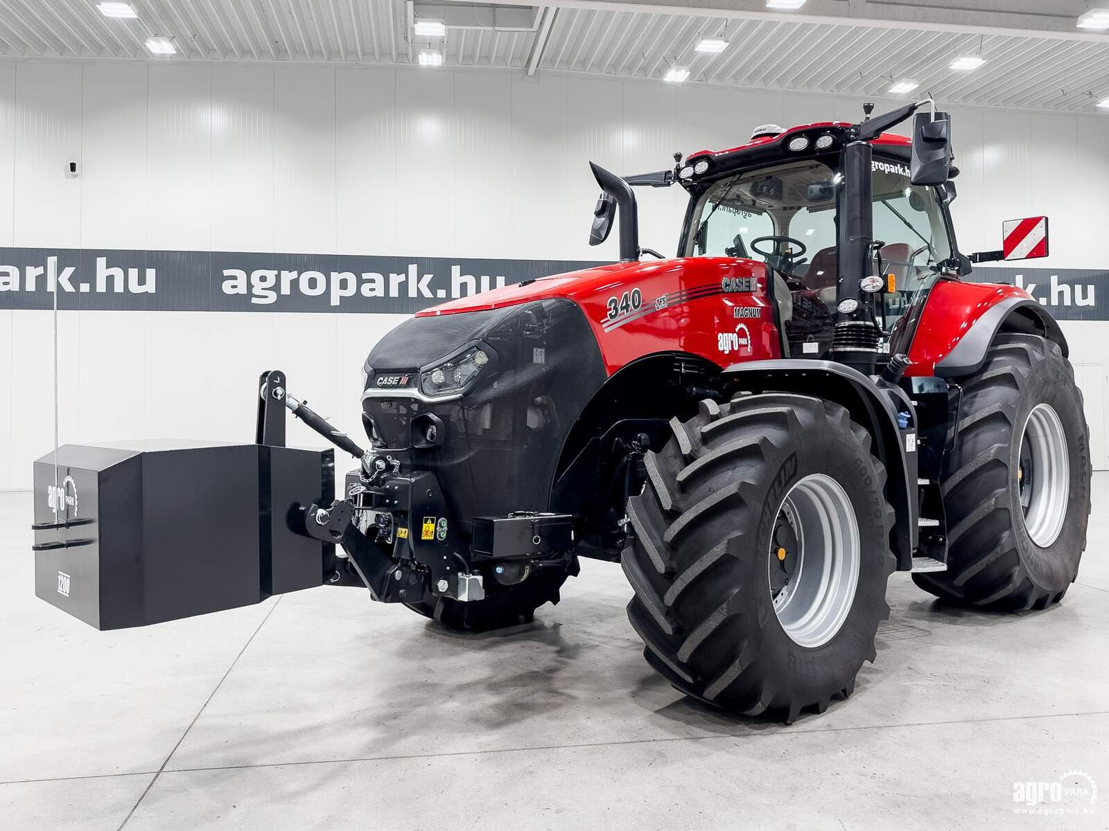 Traktor des Typs Case IH Magnum 340, Gebrauchtmaschine in Csengele (Bild 1)