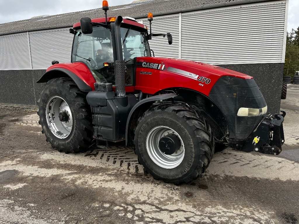 Traktor of the type Case IH Magnum 370 CVX, Gebrauchtmaschine in Vrå, Frejlev, Hornslet & Ringsted (Picture 2)