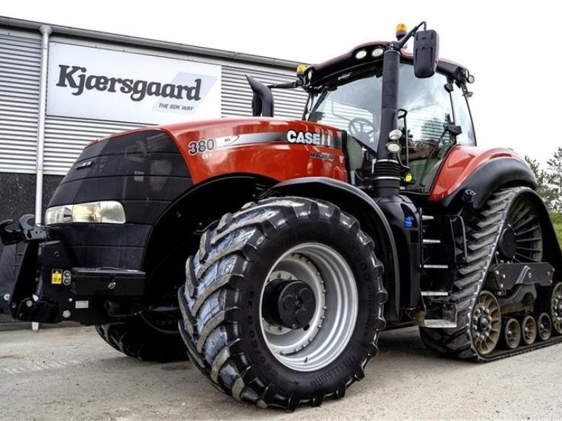 Traktor of the type Case IH Magnum 380 CVX Rowtrac, Gebrauchtmaschine in Aalborg SV (Picture 1)