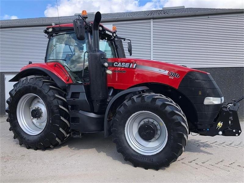 Traktor des Typs Case IH Magnum 380 CVX, Gebrauchtmaschine in Aalborg SV (Bild 3)