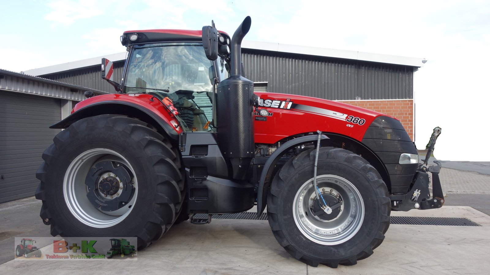 Traktor des Typs Case IH Magnum 380 CVX, Gebrauchtmaschine in Kettenkamp (Bild 4)