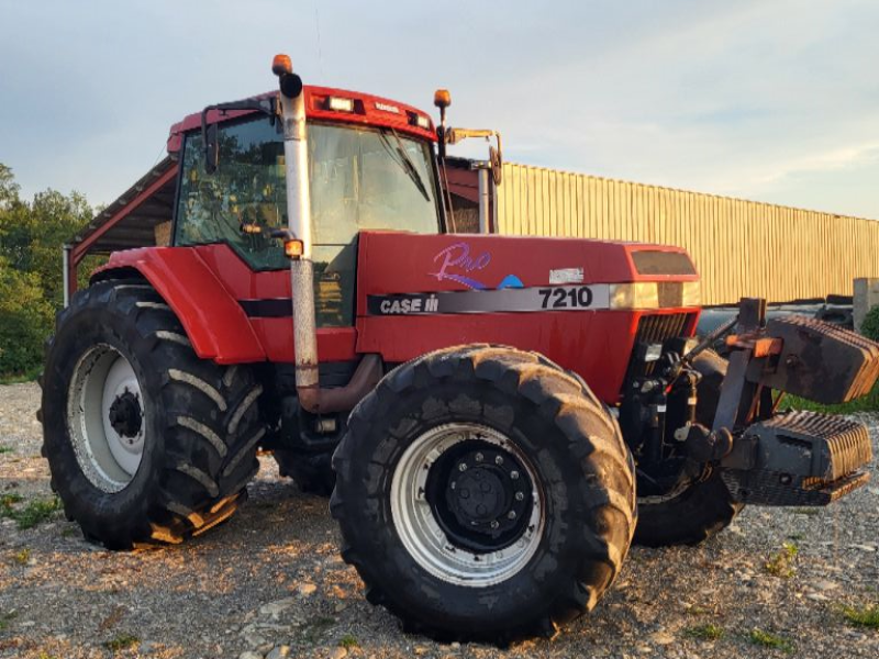 Traktor du type Case IH MAGNUM 7210 PRO, Gebrauchtmaschine en L'Isle-en-Dodon