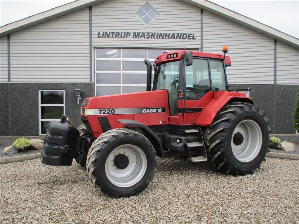 Traktor za tip Case IH MAGNUM 7220 Med frontlift, Gebrauchtmaschine u Lintrup (Slika 1)