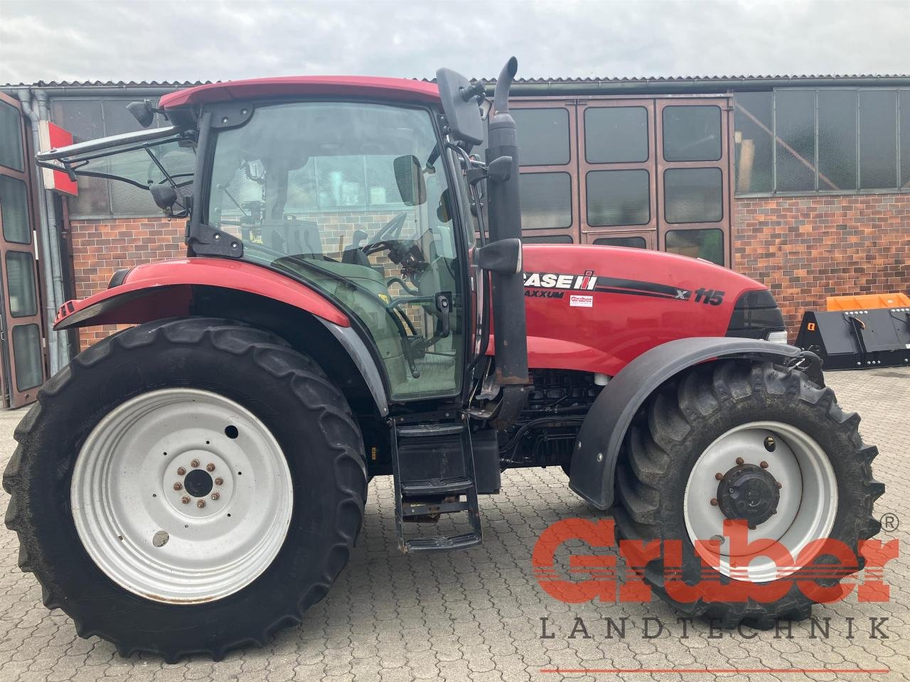 Traktor van het type Case IH Maxxum 115 X, Gebrauchtmaschine in Ampfing (Foto 1)