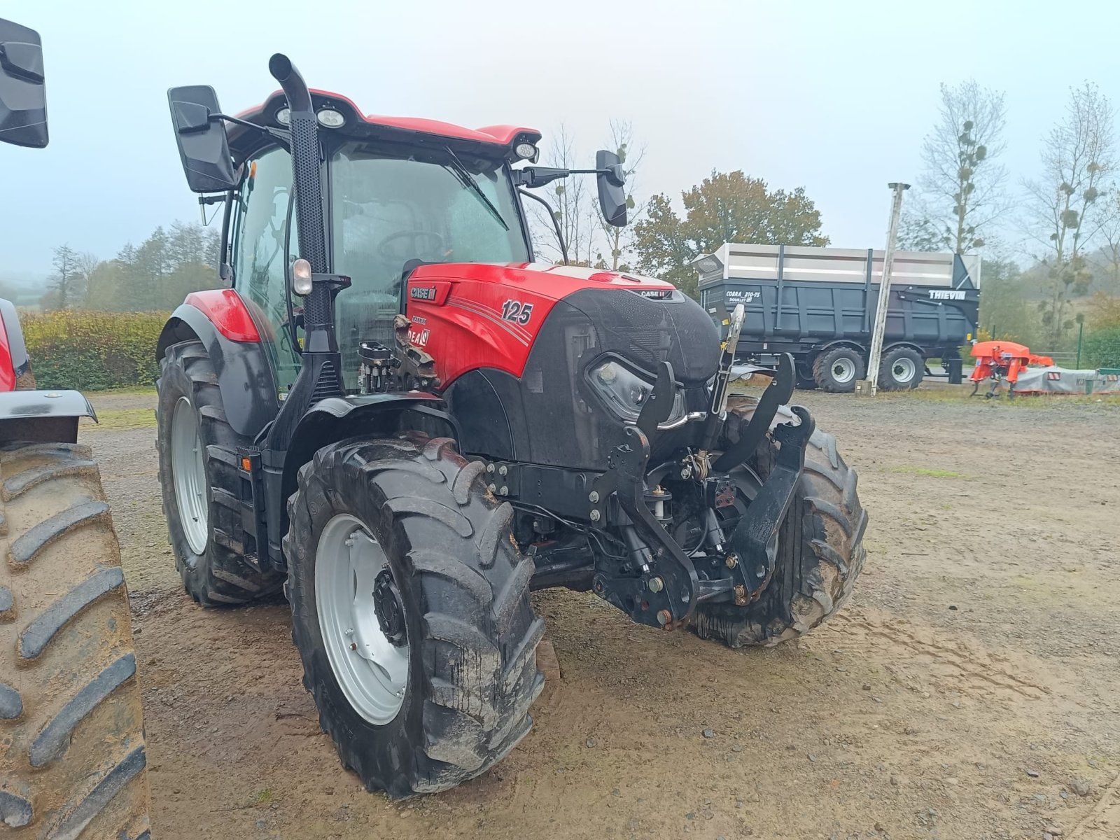 Traktor du type Case IH MAXXUM 125 AD8, Gebrauchtmaschine en Le Horps (Photo 2)