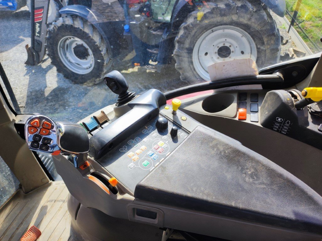 Traktor van het type Case IH MAXXUM 125 AD8, Gebrauchtmaschine in Le Horps (Foto 8)