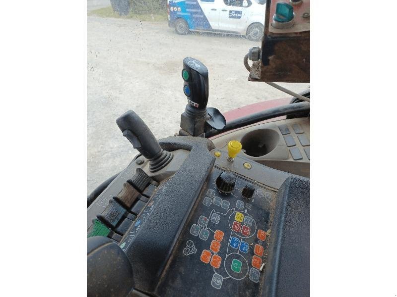 Traktor του τύπου Case IH MAXXUM 125 EP, Gebrauchtmaschine σε Wargnies Le Grand (Φωτογραφία 9)