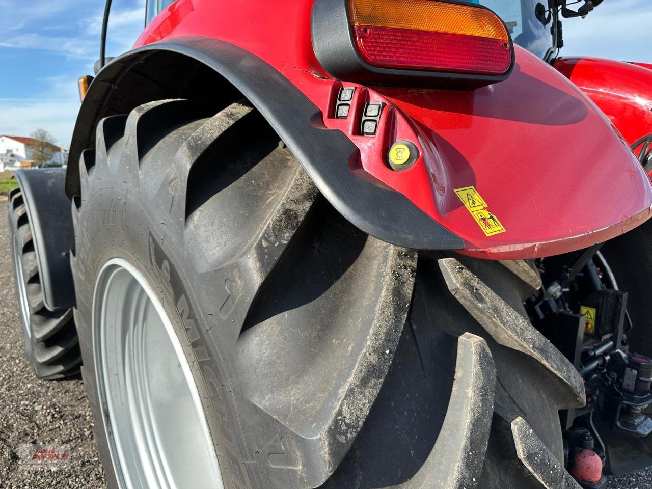 Traktor van het type Case IH Maxxum 150 CVX, Neumaschine in Steinheim (Foto 11)