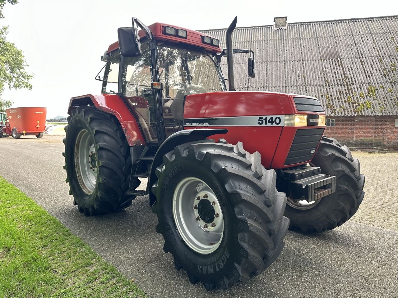 Traktor of the type Case IH Maxxum 5140 Plus, Gebrauchtmaschine in Rossum (Picture 2)