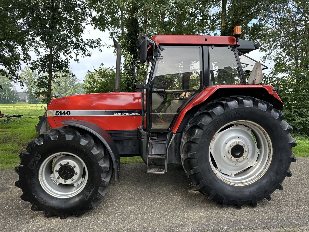 Traktor typu Case IH Maxxum 5140 Plus, Gebrauchtmaschine w Rossum (Zdjęcie 4)