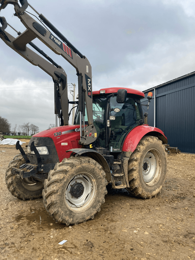 Traktor typu Case IH MAXXUM CVX 130, Gebrauchtmaschine w CINTHEAUX (Zdjęcie 1)