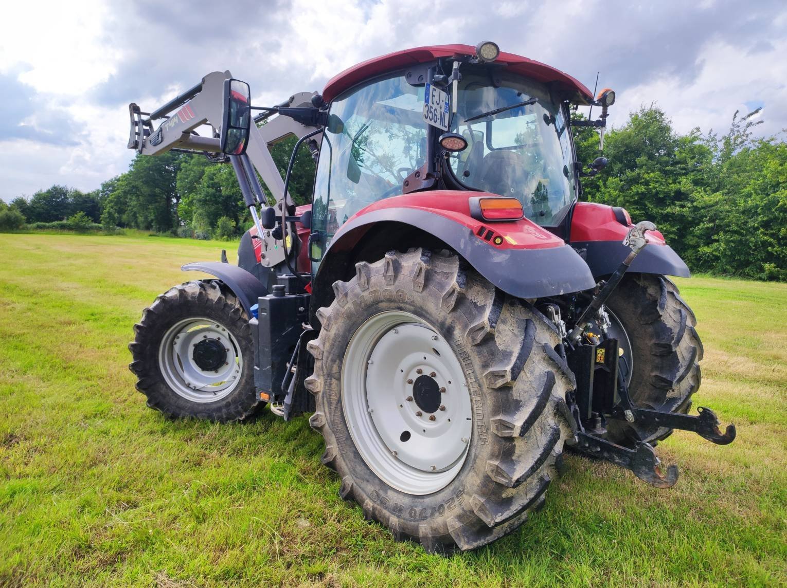 Traktor του τύπου Case IH MAXXUM125MC, Gebrauchtmaschine σε Le Horps (Φωτογραφία 9)