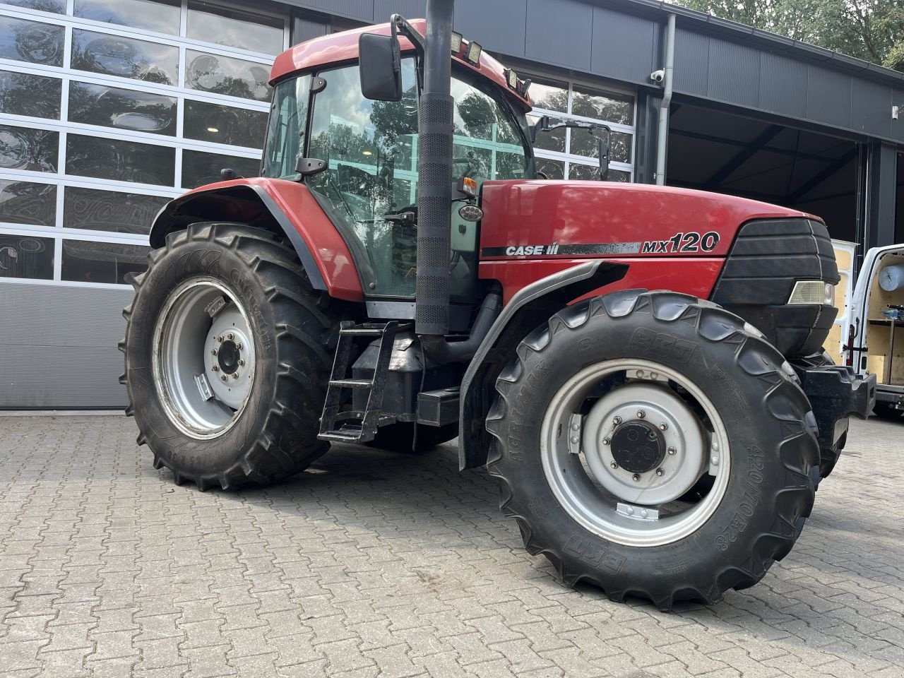 Traktor typu Case IH mx 120, Gebrauchtmaschine w Vilsteren (Zdjęcie 5)