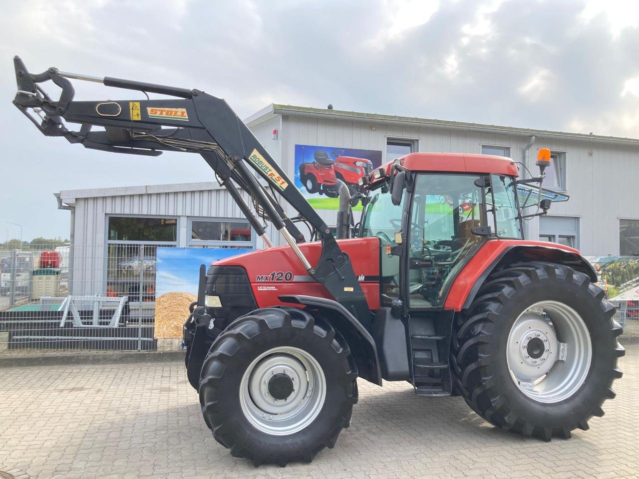 Traktor des Typs Case IH MX 120, Gebrauchtmaschine in Stuhr (Bild 2)