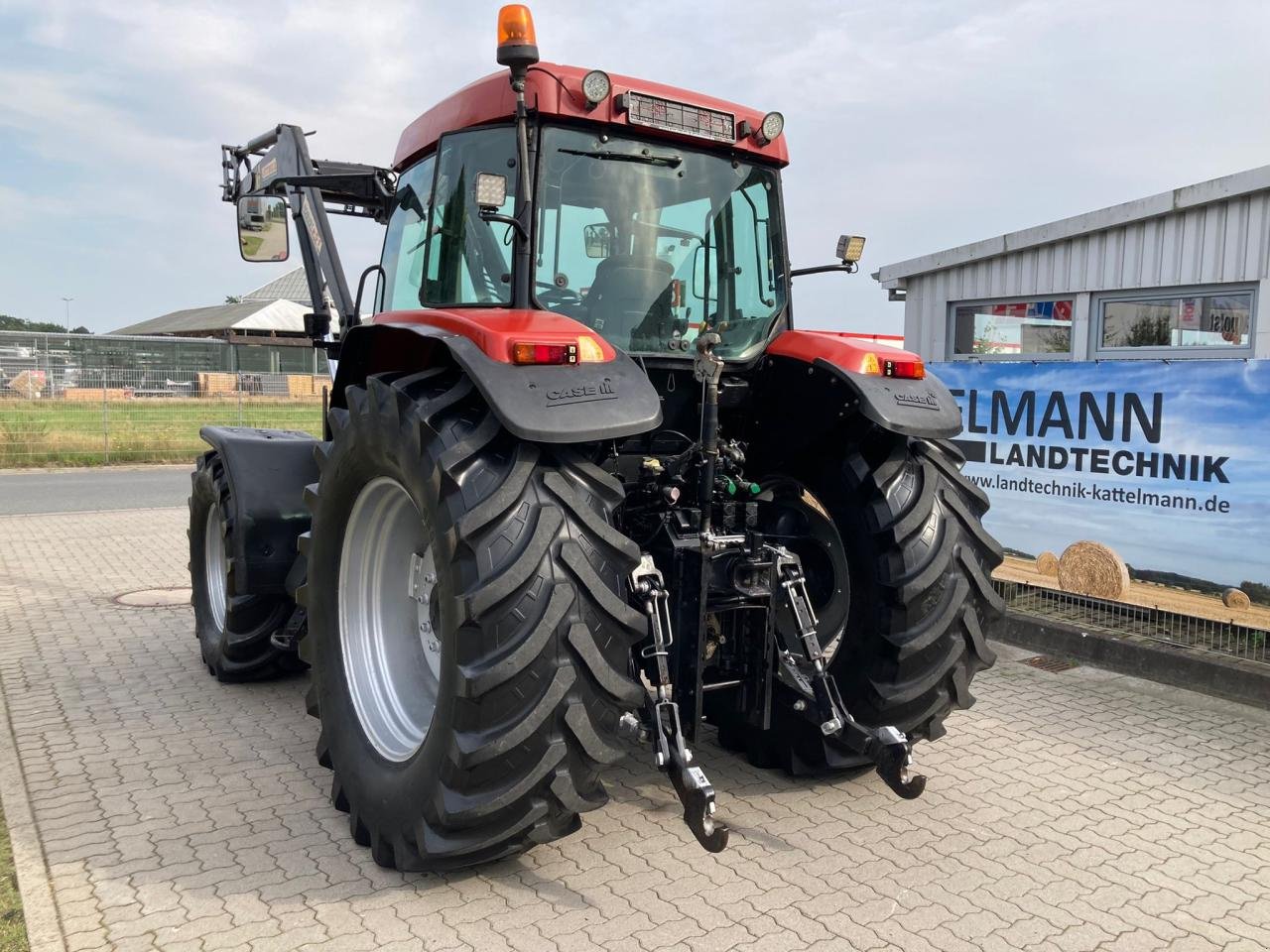 Traktor des Typs Case IH MX 120, Gebrauchtmaschine in Stuhr (Bild 4)