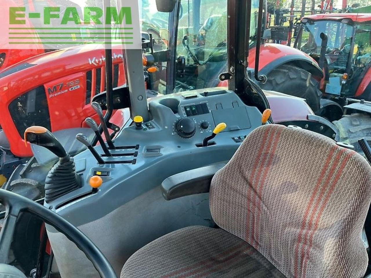 Traktor a típus Case IH mx135, Gebrauchtmaschine ekkor: HEMMINGEN (Kép 19)