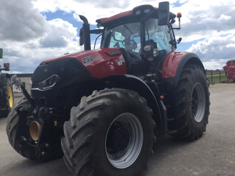 Traktor του τύπου Case IH OPTUM 250 CVX, Gebrauchtmaschine σε azerailles (Φωτογραφία 1)