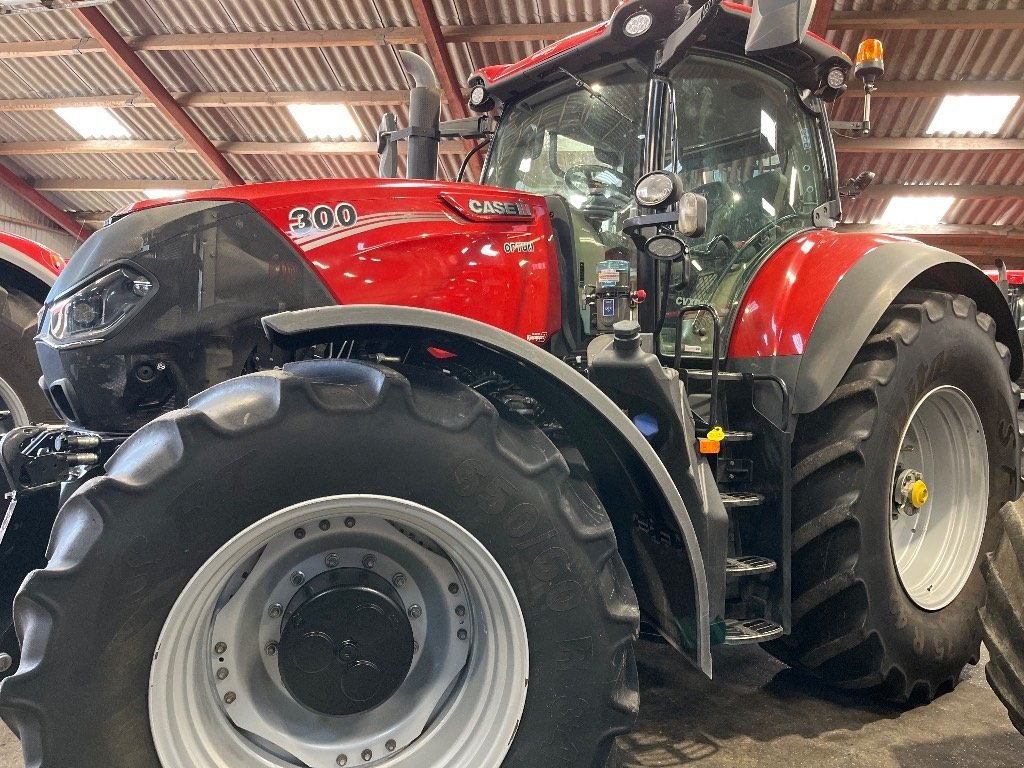 Traktor des Typs Case IH OPTUM 300 CVX, Gebrauchtmaschine in Aalborg SV (Bild 1)