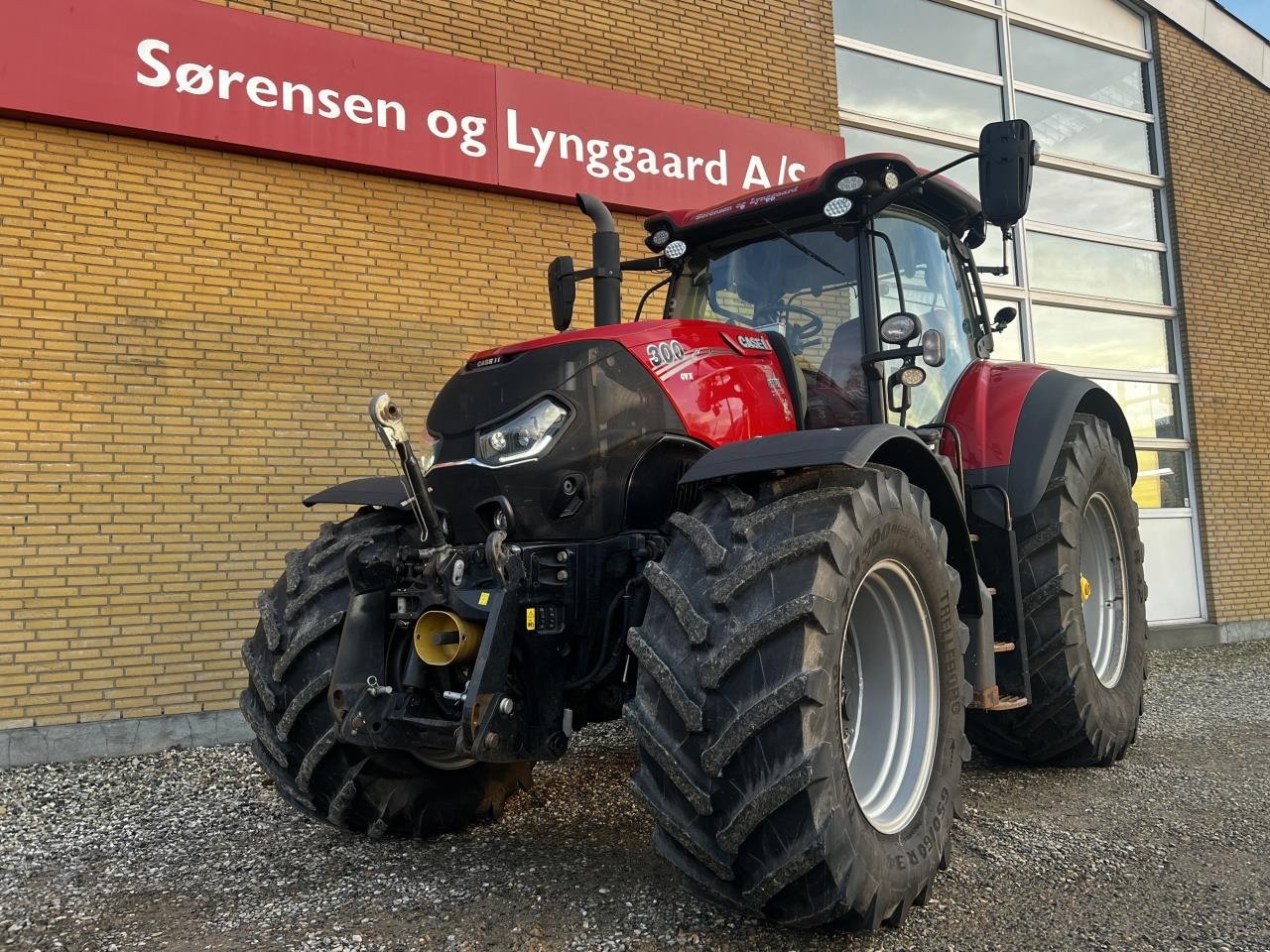 Traktor of the type Case IH OPTUM 300 CVX, Gebrauchtmaschine in Viborg (Picture 2)