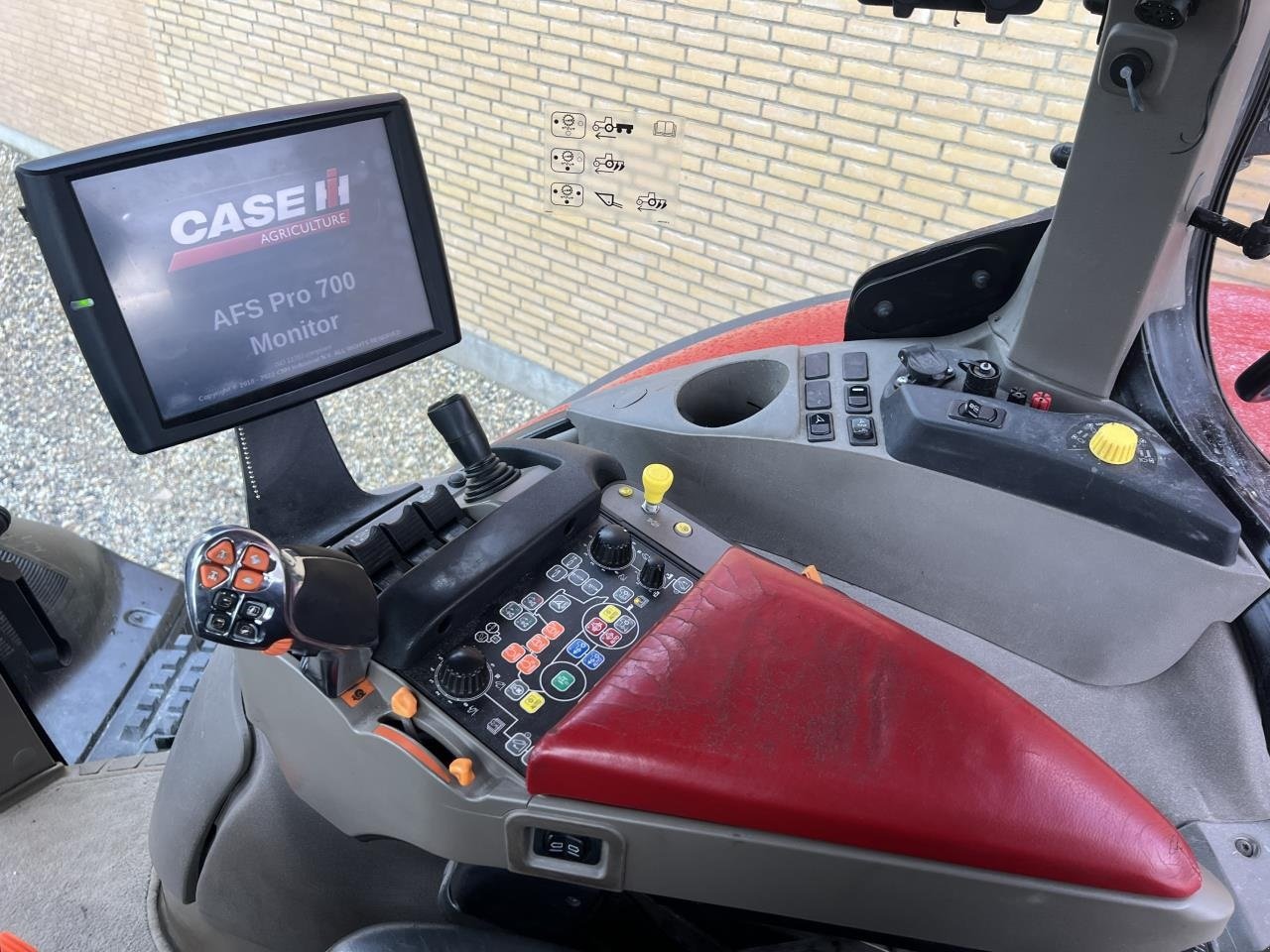 Traktor van het type Case IH OPTUM 300 CVX, Gebrauchtmaschine in Viborg (Foto 5)