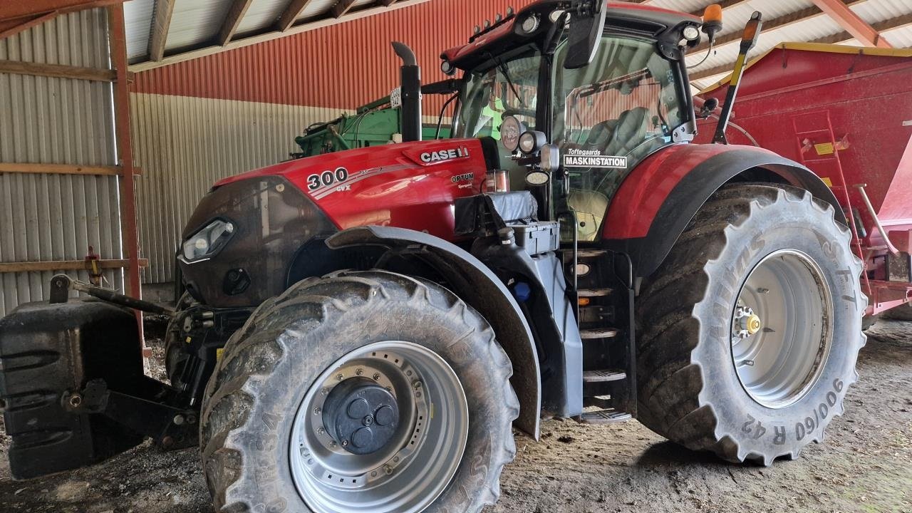 Traktor of the type Case IH OPTUM 300 CVX, Gebrauchtmaschine in Viborg (Picture 1)