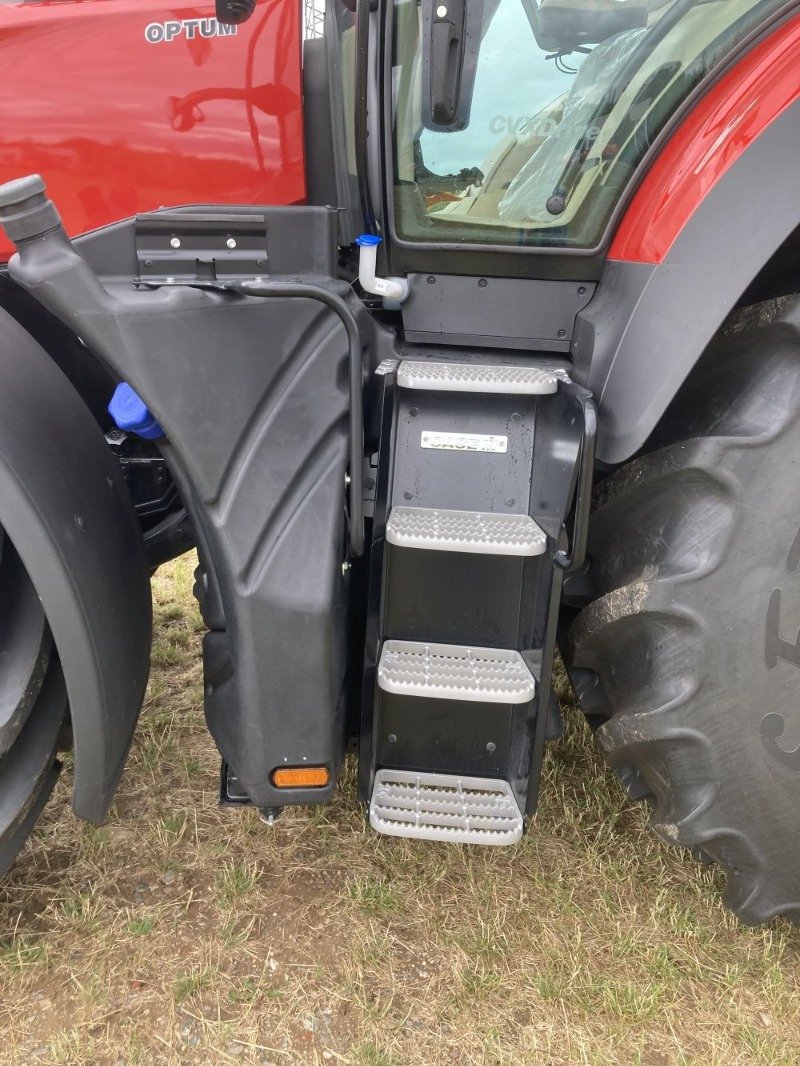 Traktor van het type Case IH Optum 300 CVX, Neumaschine in Burkau (Foto 15)