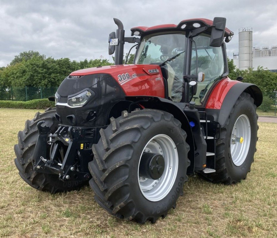 Traktor van het type Case IH Optum 300 CVX, Neumaschine in Burkau (Foto 2)