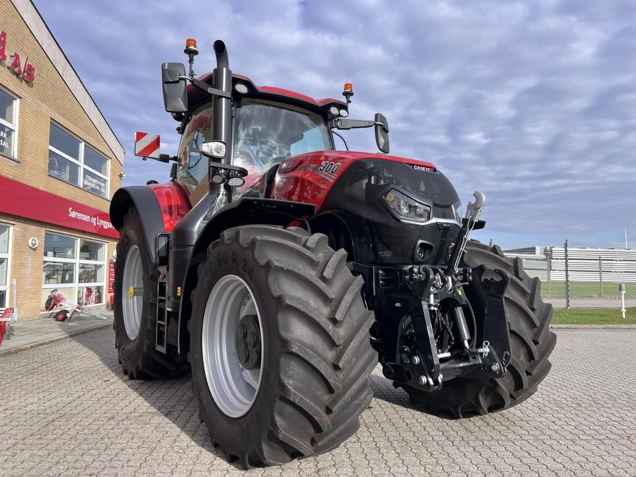 Traktor типа Case IH OPTUM 300 CVXDRIVE, Gebrauchtmaschine в Viborg (Фотография 8)