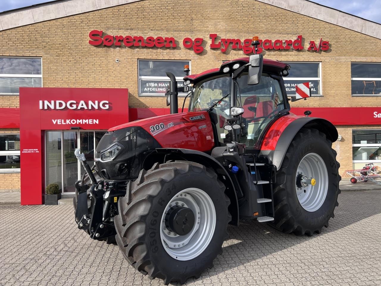 Traktor Türe ait Case IH OPTUM 300 CVXDRIVE, Gebrauchtmaschine içinde Viborg (resim 1)