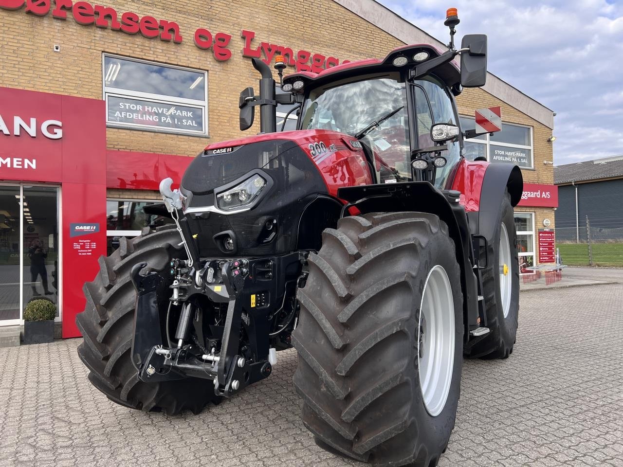 Traktor a típus Case IH OPTUM 300 CVXDRIVE, Gebrauchtmaschine ekkor: Viborg (Kép 2)