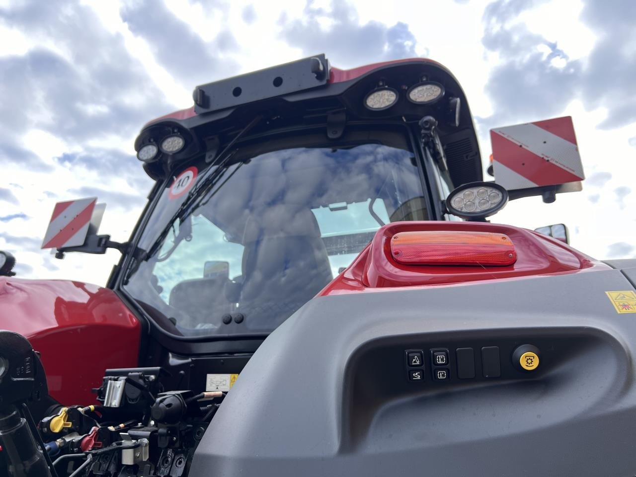 Traktor a típus Case IH OPTUM 300 CVXDRIVE, Gebrauchtmaschine ekkor: Viborg (Kép 8)