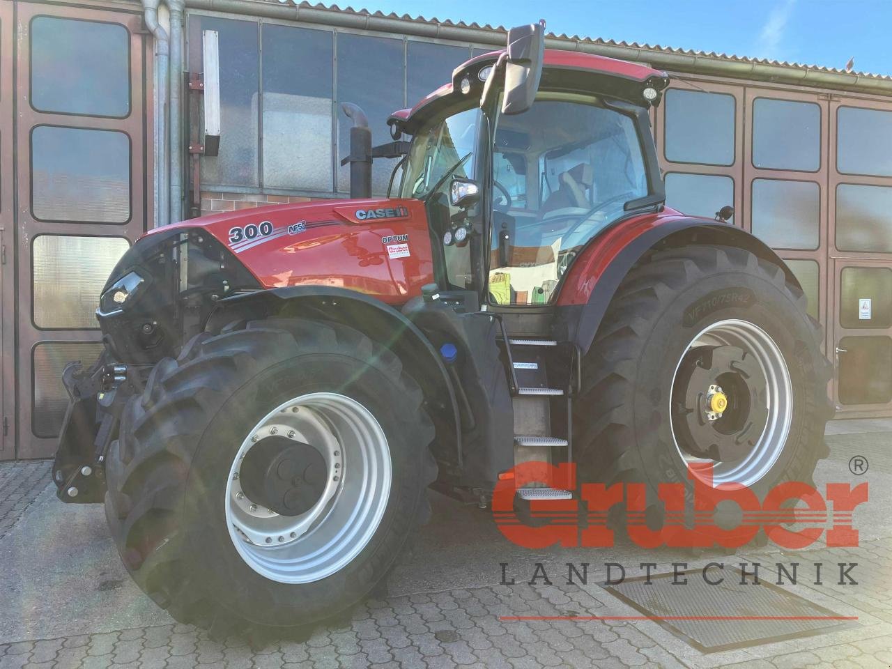 Traktor des Typs Case IH Optum 300 CVXDrive, Gebrauchtmaschine in Ampfing (Bild 5)