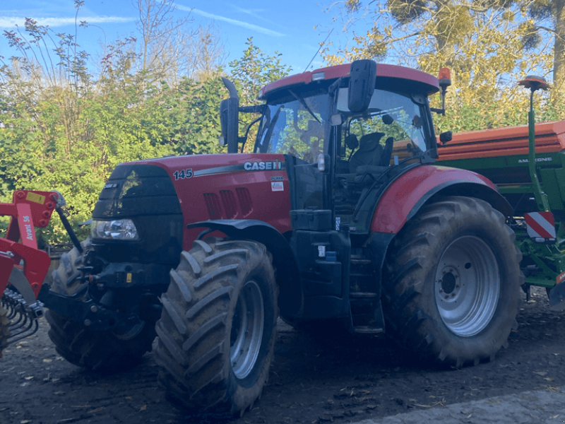 Traktor Türe ait Case IH PUMA 145, Gebrauchtmaschine içinde CINTHEAUX (resim 1)