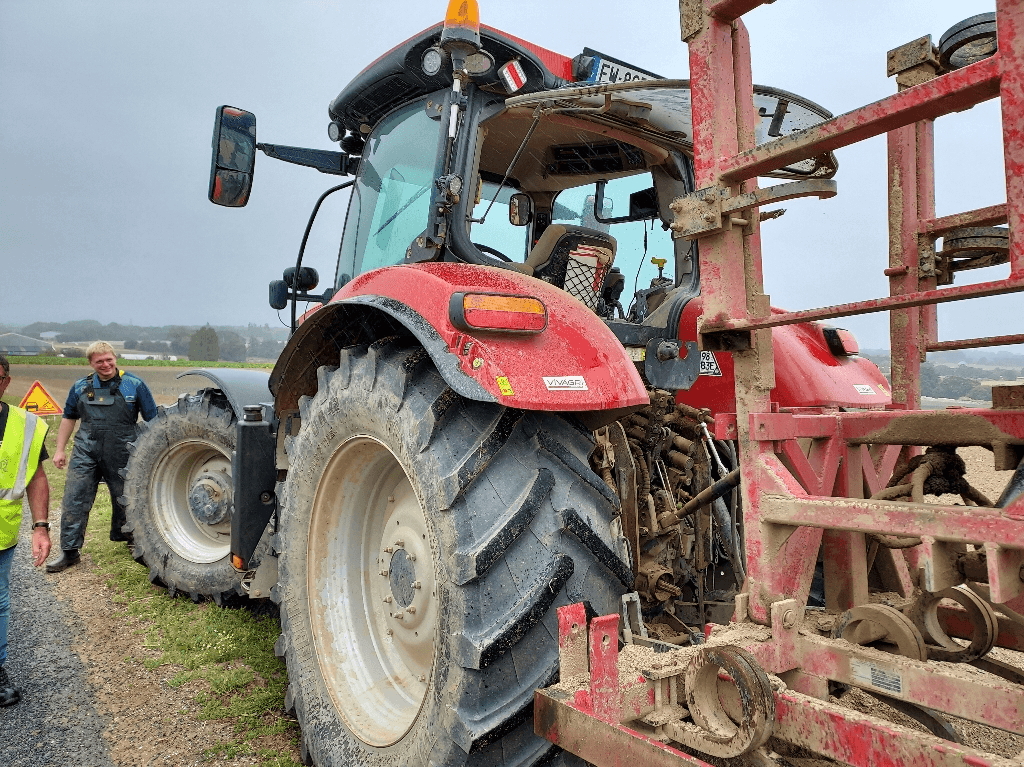 Traktor des Typs Case IH PUMA 150 MULTICONTROLLER, Gebrauchtmaschine in ISIGNY-LE-BUAT (Bild 3)