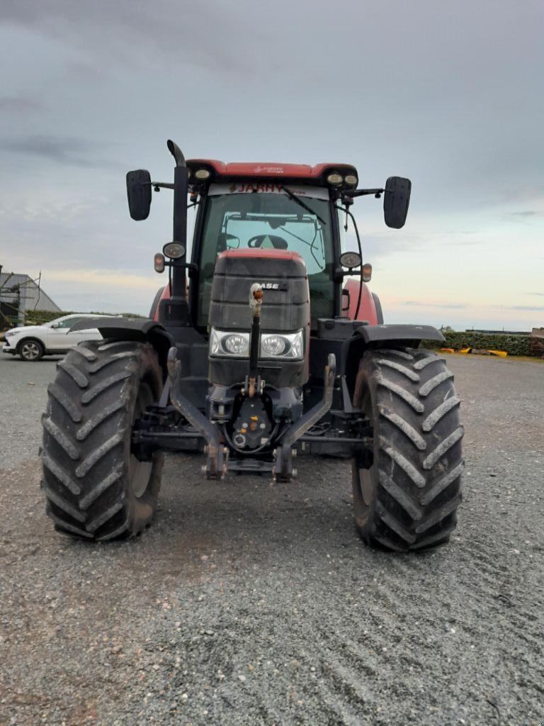 Traktor Türe ait Case IH PUMA 165 CVX, Gebrauchtmaschine içinde LES ESSARTS (resim 5)