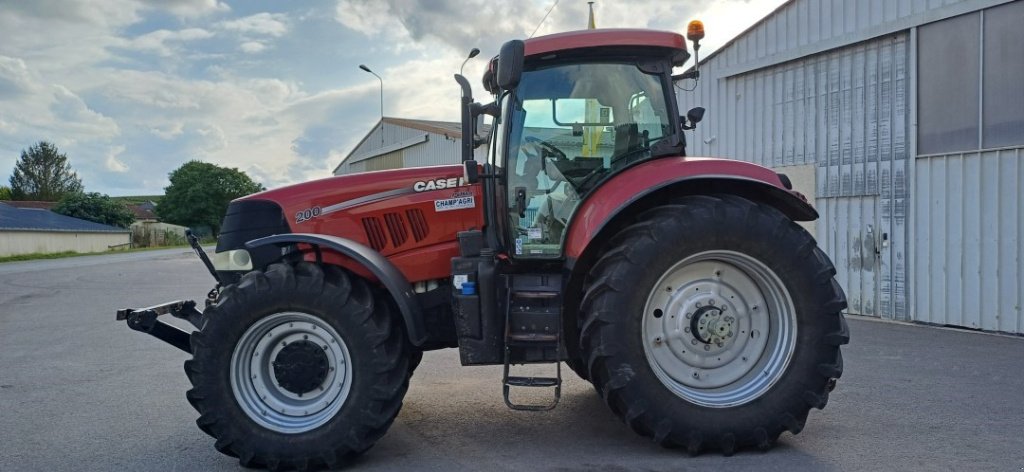 Traktor of the type Case IH PUMA 200 MULTICONTROLLER, Gebrauchtmaschine in VERT TOULON (Picture 2)