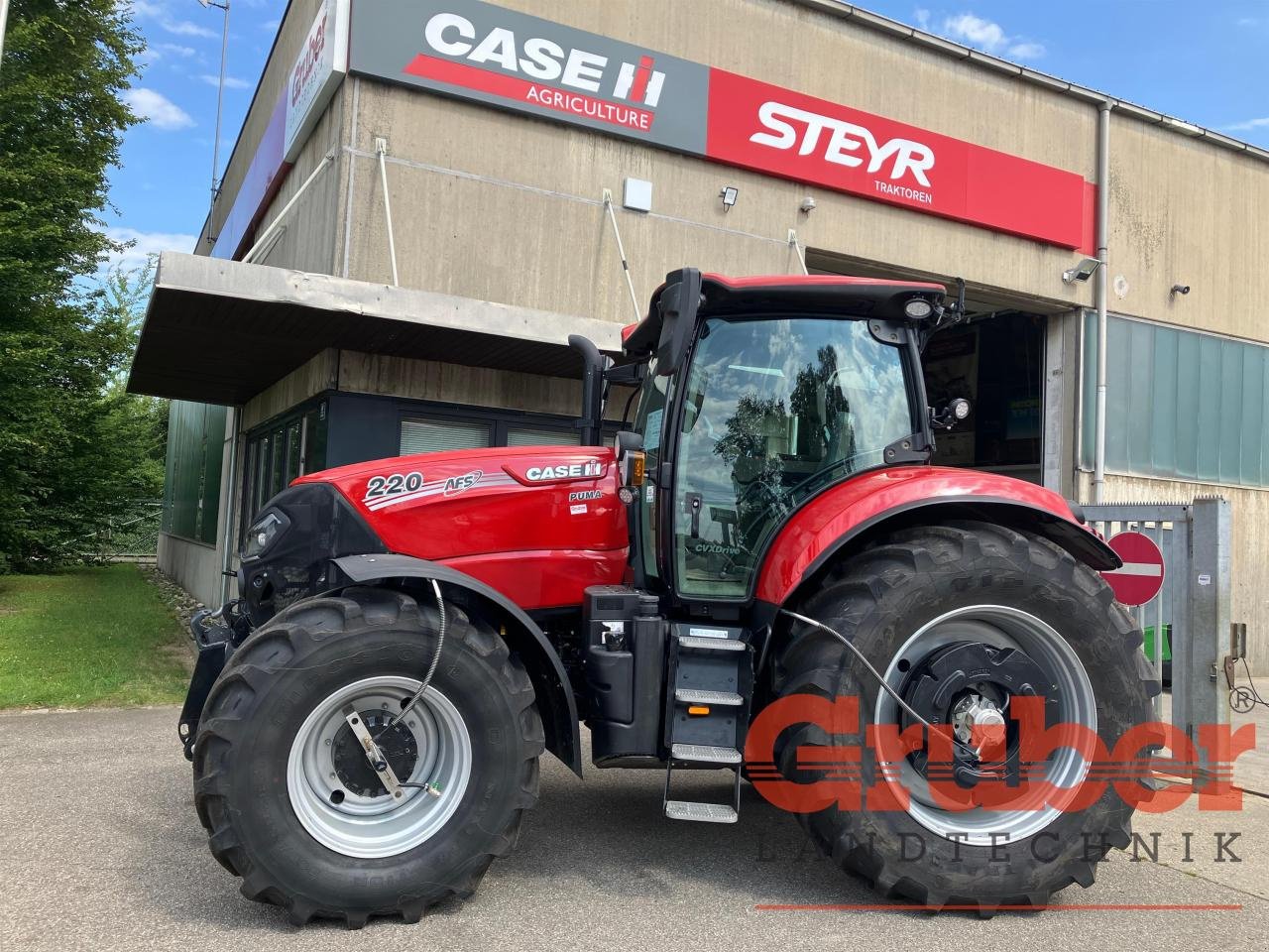 Traktor van het type Case IH Puma 220 CVX - Stage V, Gebrauchtmaschine in Ampfing (Foto 2)