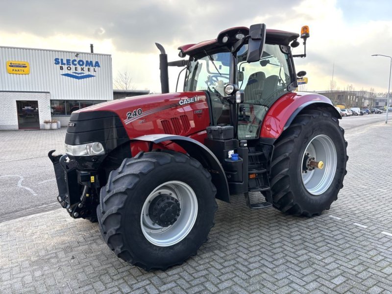 Traktor van het type Case IH PUMA 240 CVX, Gebrauchtmaschine in BOEKEL (Foto 1)