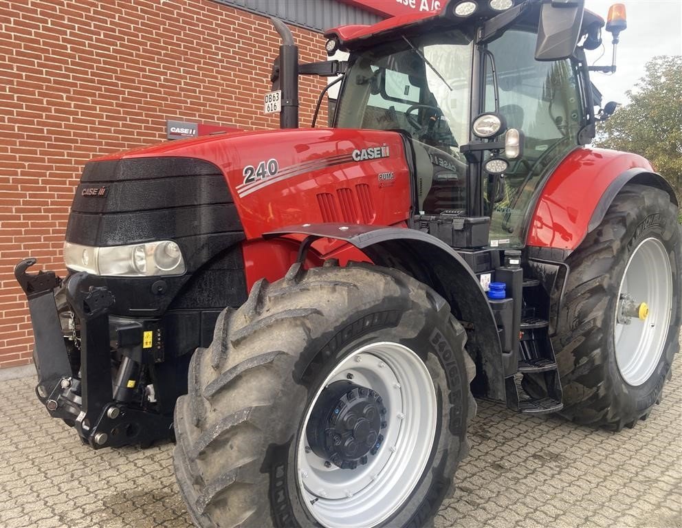 Traktor des Typs Case IH PUMA 240 CVXDRIVE, Gebrauchtmaschine in Horsens (Bild 4)