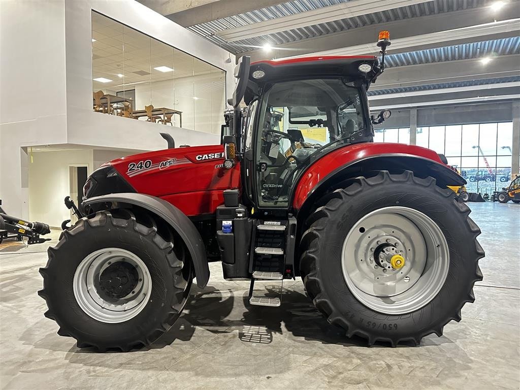 Traktor типа Case IH PUMA 240 CVXDRIVE, Gebrauchtmaschine в Aalborg SV (Фотография 6)