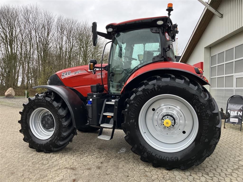 Traktor of the type Case IH PUMA 240 CVXDRIVE, Gebrauchtmaschine in Spøttrup (Picture 4)