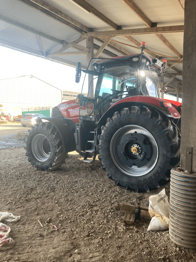 Traktor van het type Case IH PUMA CVX 220, Gebrauchtmaschine in ISIGNY-LE-BUAT (Foto 2)