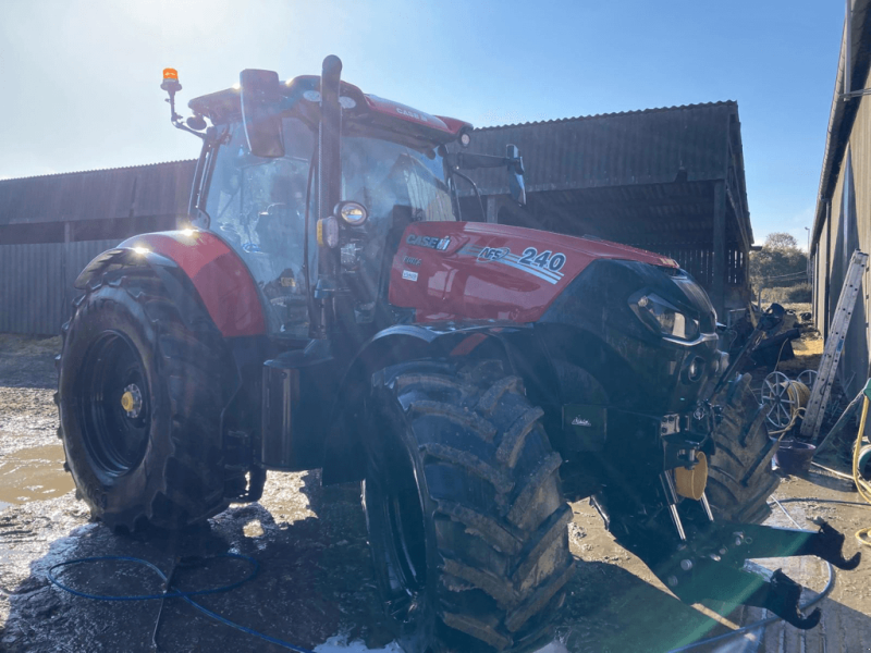 Traktor van het type Case IH PUMA CVX 240, Gebrauchtmaschine in ISIGNY-LE-BUAT (Foto 1)