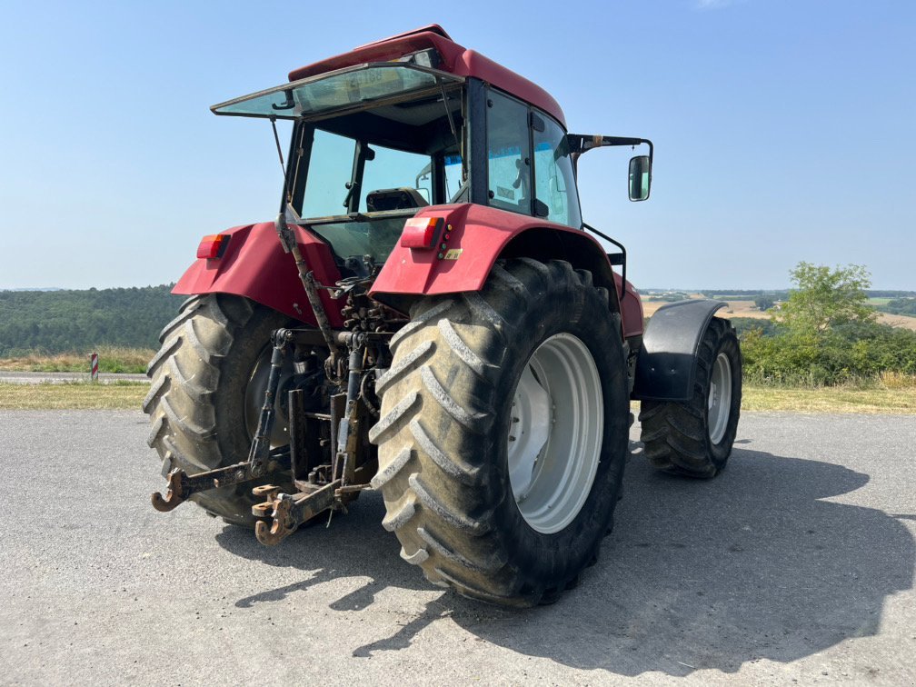 Traktor van het type Case IH Tracteur agricole CS 150 Case IH, Gebrauchtmaschine in Aubiet (Foto 7)